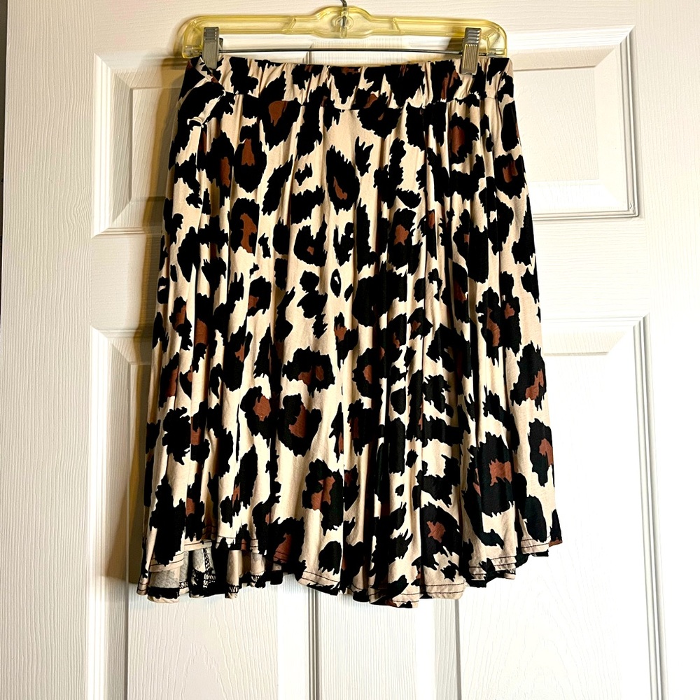 Boohoo flare skirt